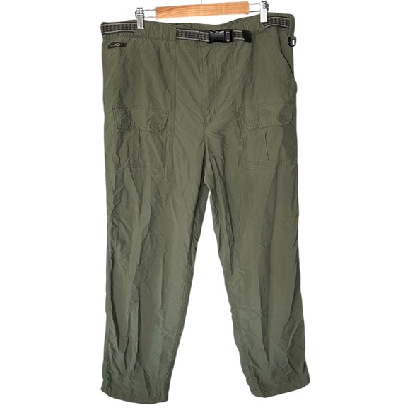 L.L. Bean Olive Belted Men’s Cargo Hiking Pants - Picture 1 of 9